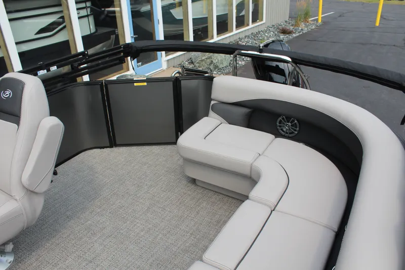 Slide: The Image of Barletta Aria 20L 2026 - 12