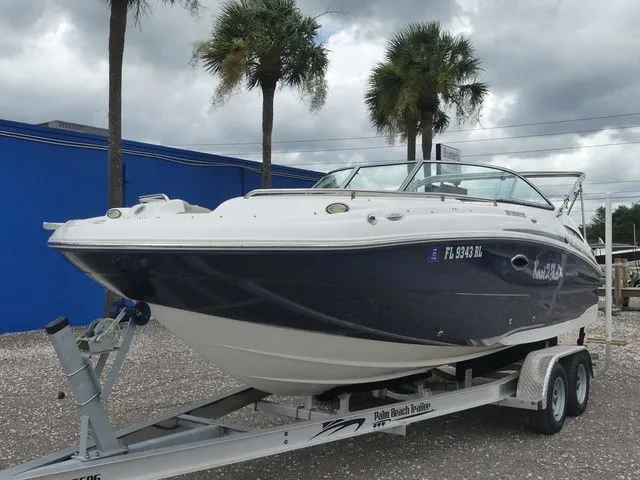 The Image of Hurricane Sun Deck 2200 2016 - 1