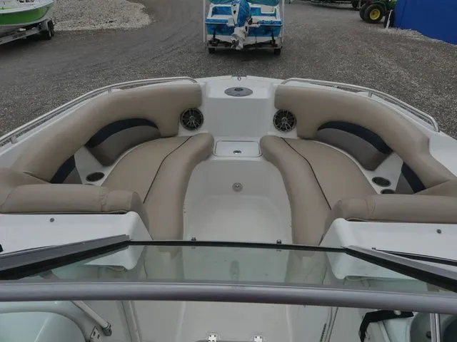 Slide: The Image of Hurricane Sun Deck 2200 2016 - 13