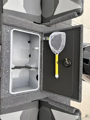 Slide: The Image of Lund 1875 Crossover XS 2026 - 11