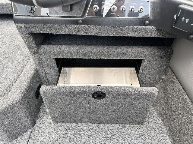 Slide: The Image of Lund 1875 Crossover XS 2026 - 16