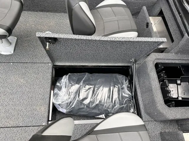 Slide: The Image of Lund 1875 Crossover XS 2026 - 21