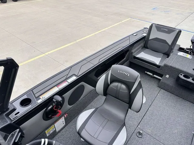 Slide: The Image of Lund 1875 Crossover XS 2026 - 25