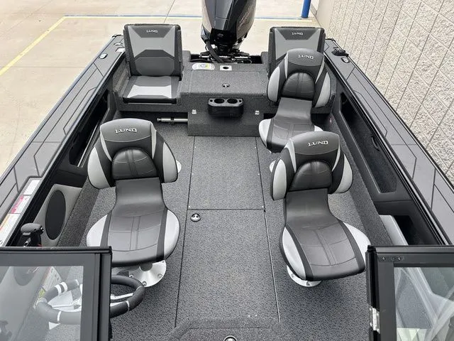 Slide: The Image of Lund 1875 Crossover XS 2026 - 8