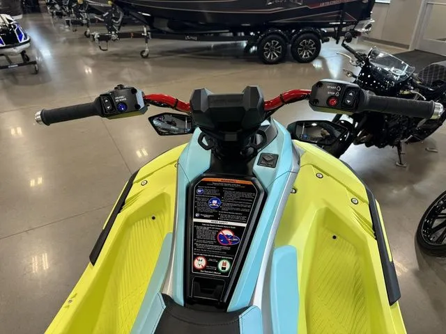 Slide: The Image of Yamaha JetBlaster PRO 3-Up 2025 - 10