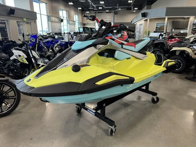 Slide: The Image of Yamaha JetBlaster PRO 3-Up 2025 - 4