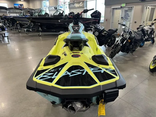 Slide: The Image of Yamaha JetBlaster PRO 3-Up 2025 - 8