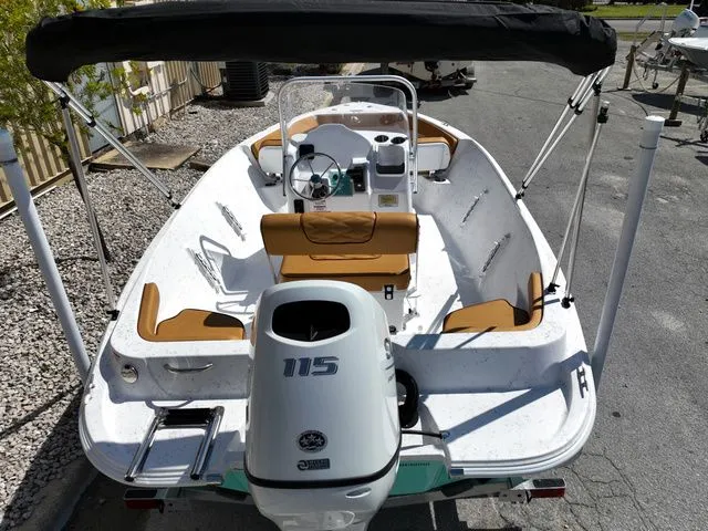 Slide: The Image of ALK 2 Powerboats 18CRS - GPS- STEREO 2026 - 12