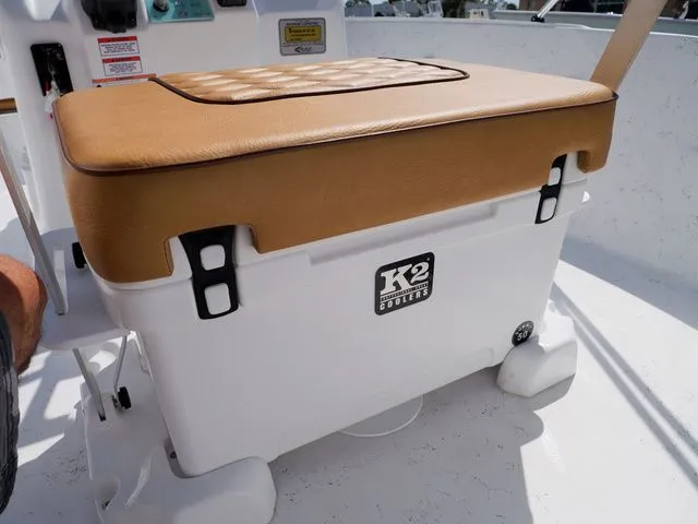 Slide: The Image of ALK 2 Powerboats 18CRS - GPS- STEREO 2026 - 17