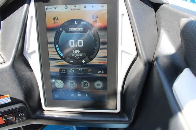 Slide: The Image of Tigé 23ZX 2020 - 3