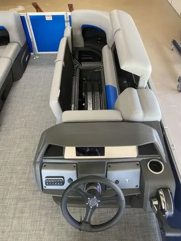 Slide: The Image of Sun Tracker Party Barge 20 DLX 2026 - 12