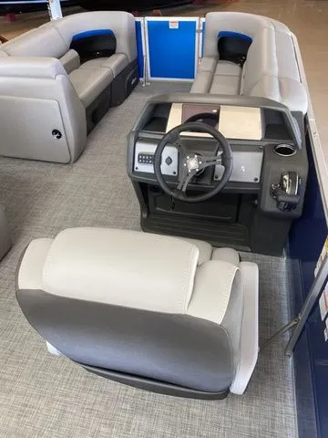 Slide: The Image of Sun Tracker Party Barge 20 DLX 2026 - 26