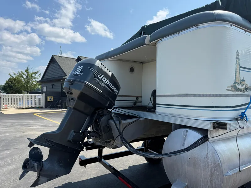 Slide: The Image of Playbuoy Yachtsman 21 pontoon boat with Johnson 90 outboard motor, 2000 model. - 5