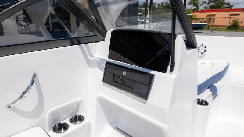 Slide: The Image of Stingray 172 DC 2026 - 12