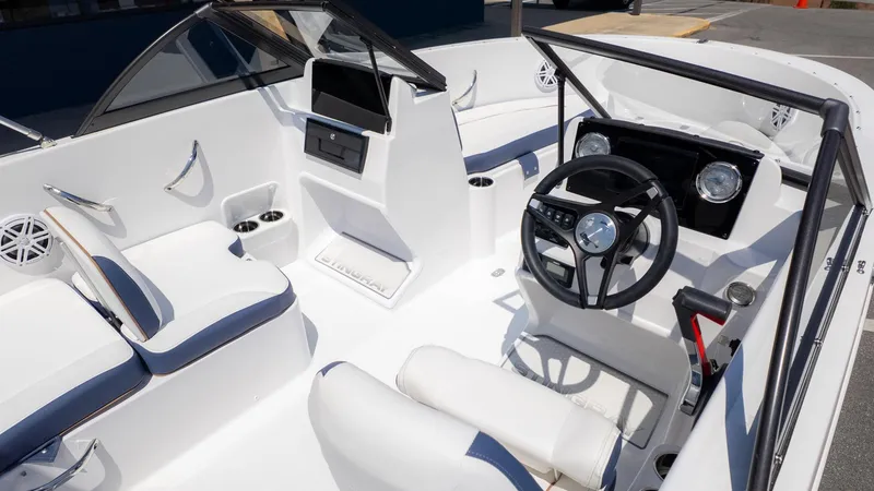 Slide: The Image of Stingray 172 DC 2026 - 20