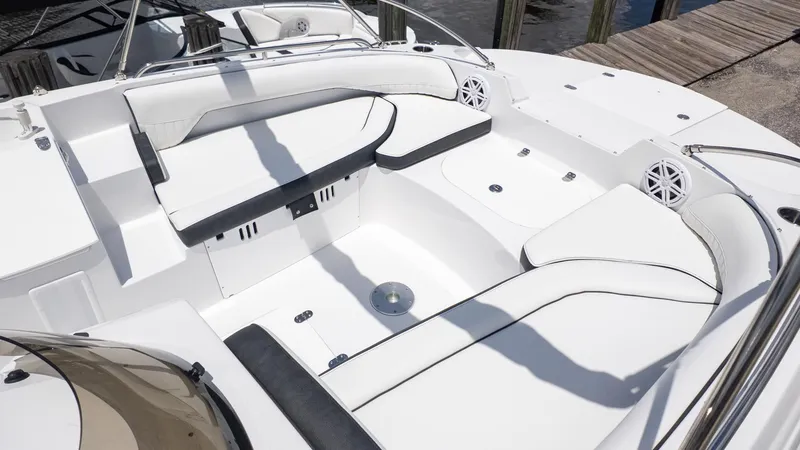 Slide: The Image of Stingray 192 SC 2026 - 14