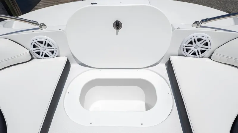 Slide: The Image of Stingray 192 SC 2026 - 17