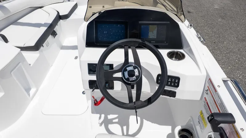 Slide: The Image of Stingray 192 SC 2026 - 20