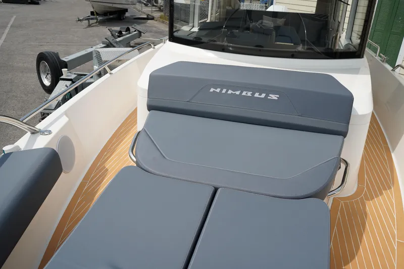 Slide: The Image of Nimbus Commuter9 C9 2024 - 50