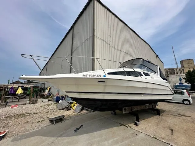 Slide: The Image of Bayliner 2855 Ciera 1999 - 2