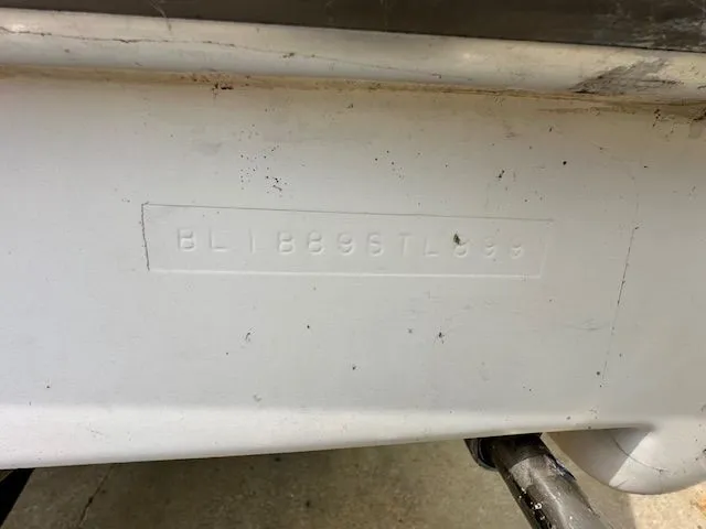 Slide: The Image of Bayliner 2855 Ciera 1999 - 20