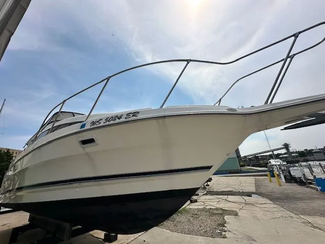 Slide: The Image of Bayliner 2855 Ciera 1999 - 3