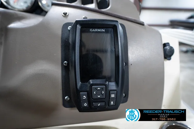Slide: The Image of Garmin device on 2008 Bennington 20 SL boat dashboard, Reeder-Trausch Marine logo visible. - 27