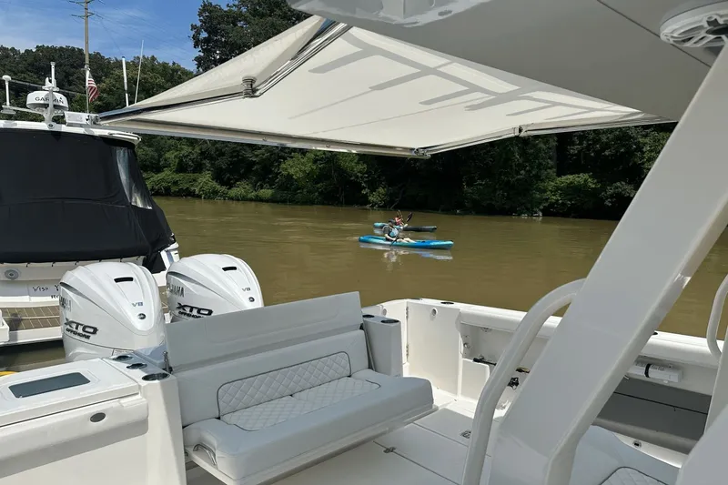 Slide: The Image of Pursuit S 358 Sport 2025 - 14