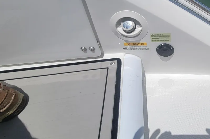 Slide: The Image of 2018 Colbalt 26SD boat deck with Shower and receptacle - 17