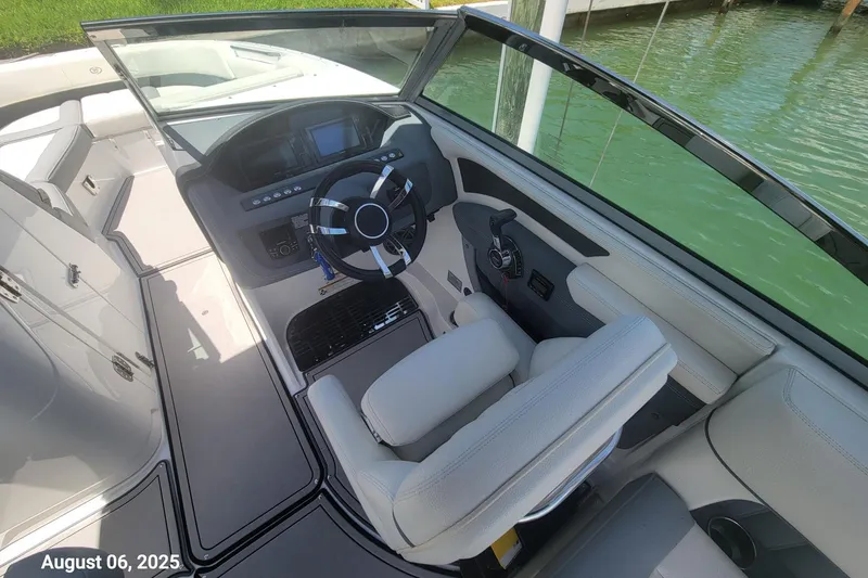 Slide: The Image of Interior view of a 2018 Colbalt 26SD Helm - 5