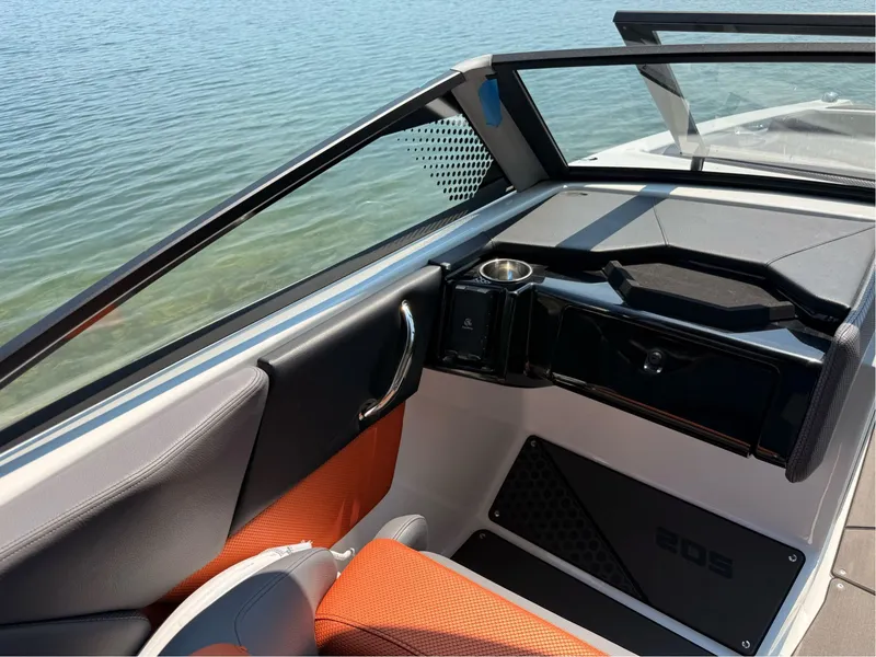 Slide: The Image of Scarab 210 LX Wake 2026 - 19