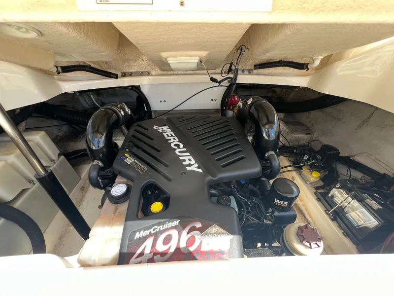 Slide: The Image of Engine compartment of a 2007 Sea Ray 270 SLX with MerCruiser 496 engine. - 21