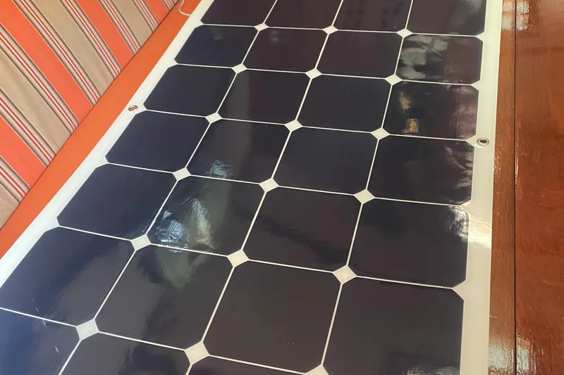 Slide: The Image of Cape Dory 36 1980 - 53