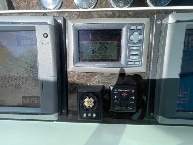 Slide: The Image of Sea Ray 450 Sundancer 2010 - 56