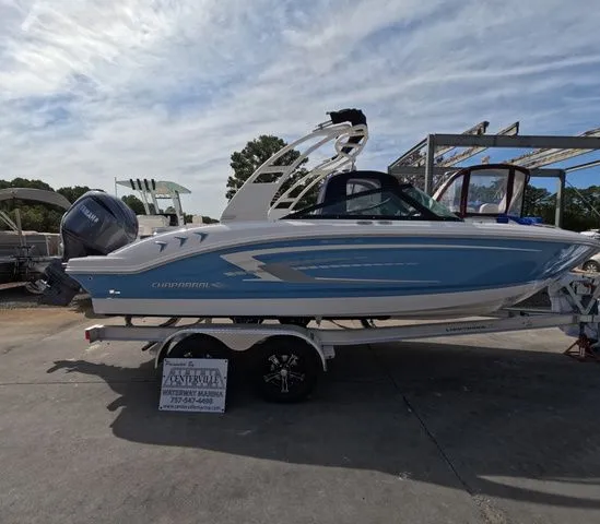 The Image of Chaparral 21 SSi OB In stock trailer included 2026 - 1