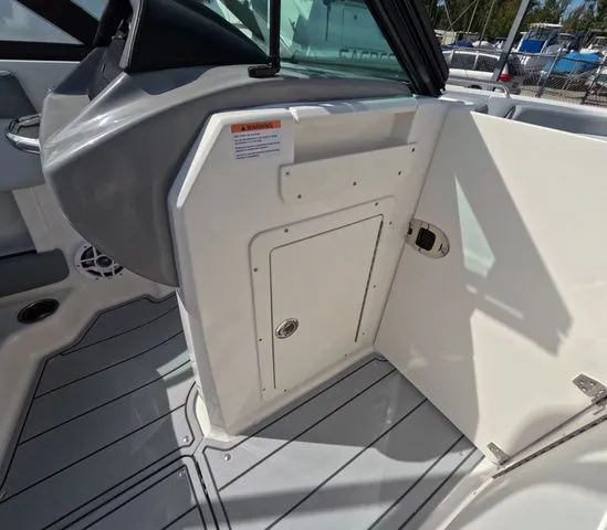 Slide: The Image of Chaparral 21 SSi OB In stock trailer included 2026 - 22