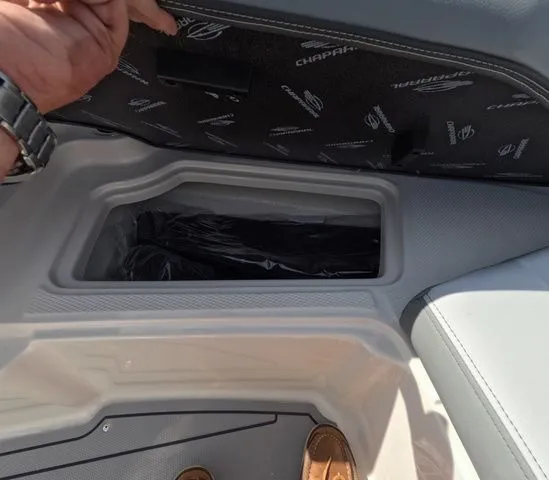 Slide: The Image of Chaparral 21 SSi OB In stock trailer included 2026 - 28