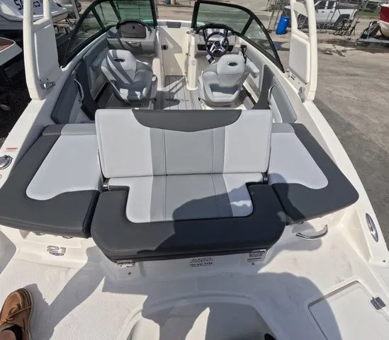 Slide: The Image of Chaparral 21 SSi OB In stock trailer included 2026 - 9