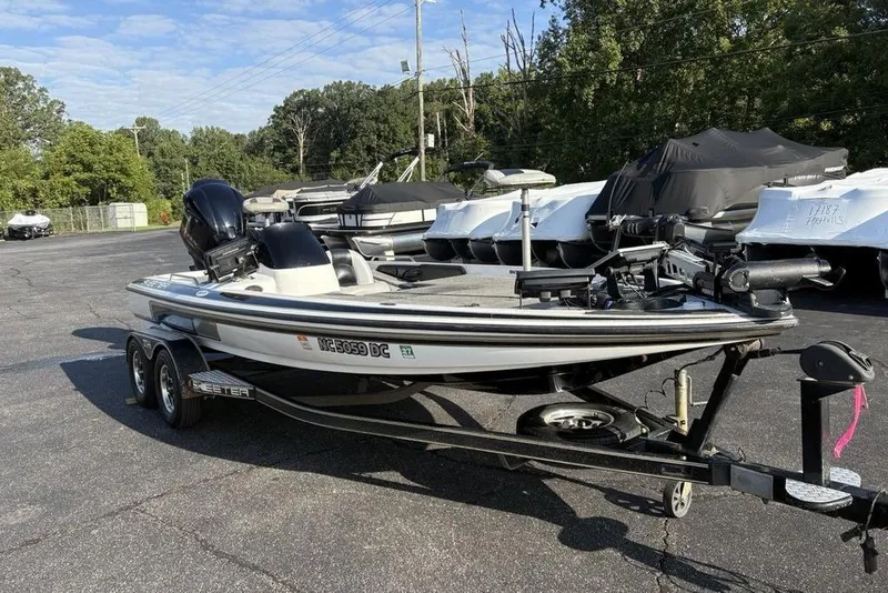 Skeeter ZX225 2005 - Marine Source