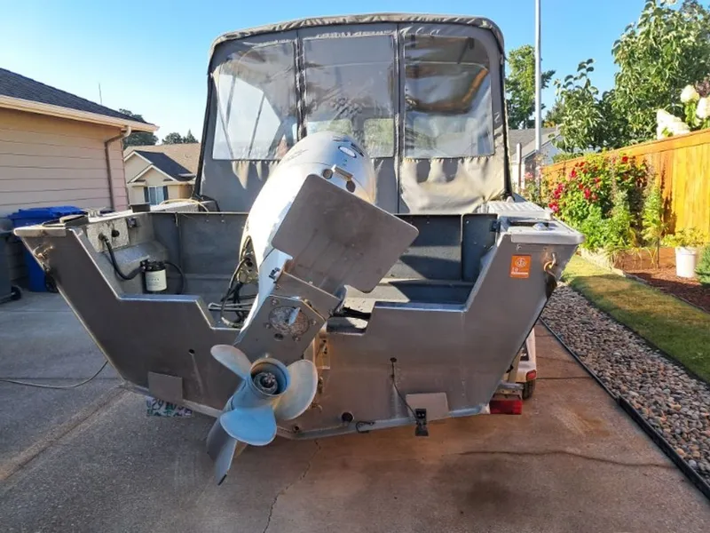 Slide: The Image of Hewescraft Sportsman 2001 - 8