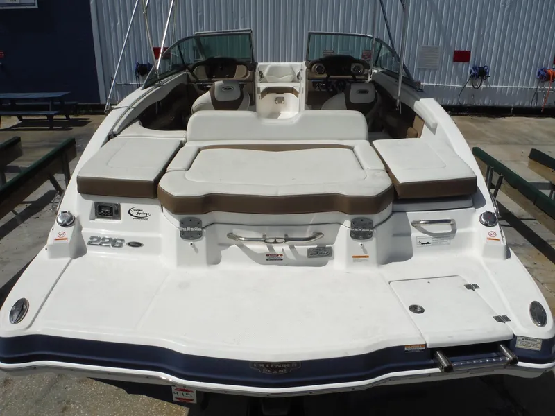Slide: The Image of 2015 Chaparral 226 SSi boat with spacious seating and sleek design. - 11