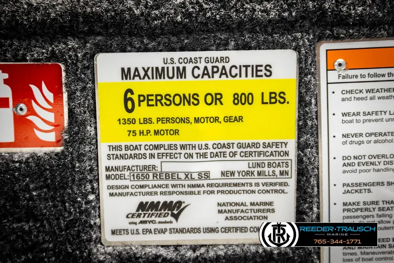 Slide: The Image of Capacity label for 2026 Lund 1650 Rebel XL SS boat, 6 persons or 800 lbs limit. - 49