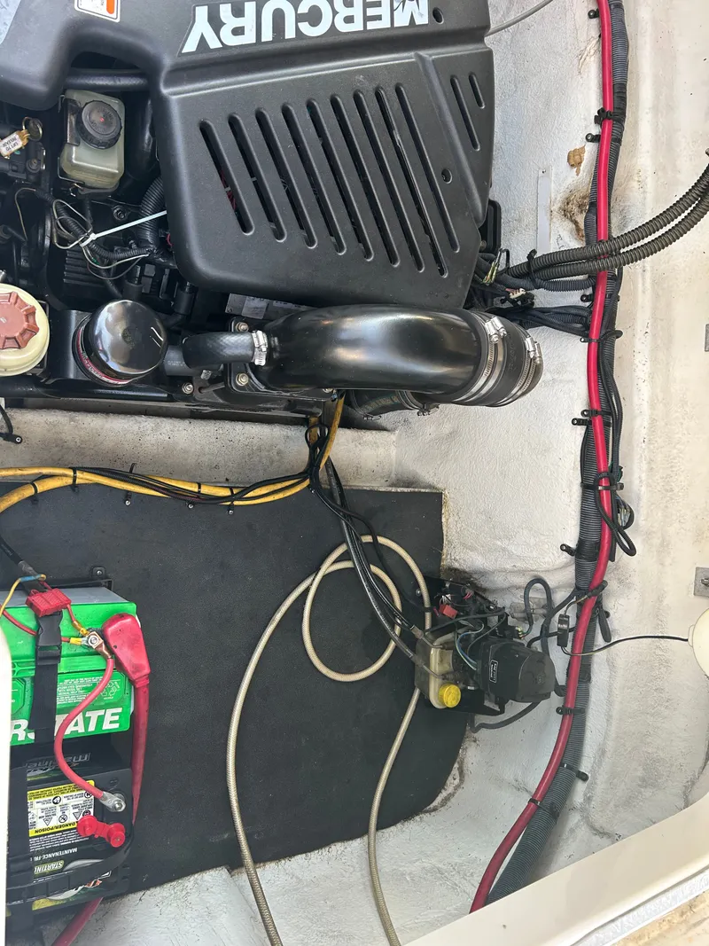 Slide: The Image of Crownline Boats 300 LS 2008 - 14