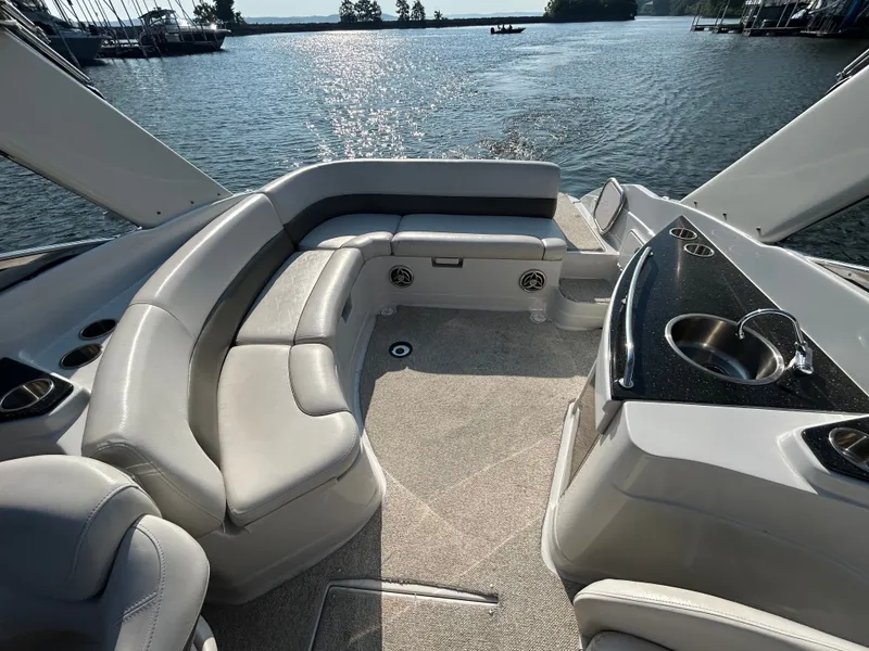 Slide: The Image of Crownline Boats 300 LS 2008 - 24