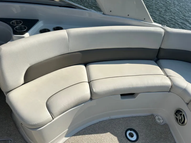 Slide: The Image of Crownline Boats 300 LS 2008 - 26