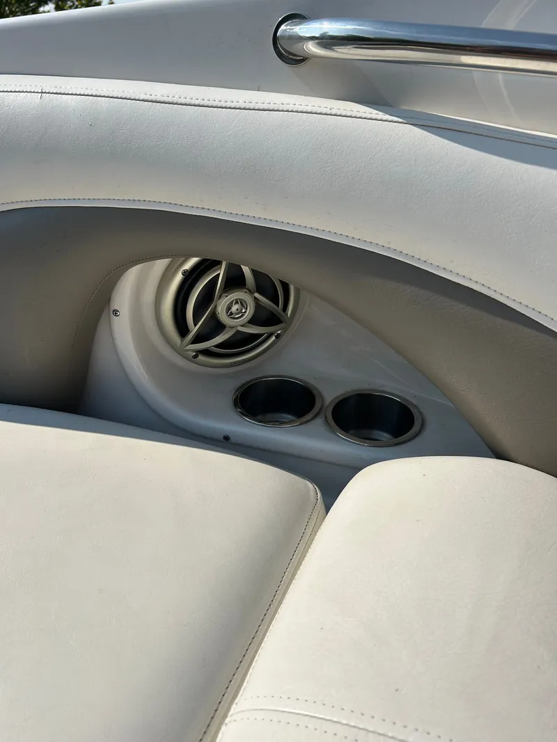 Slide: The Image of Crownline Boats 300 LS 2008 - 40