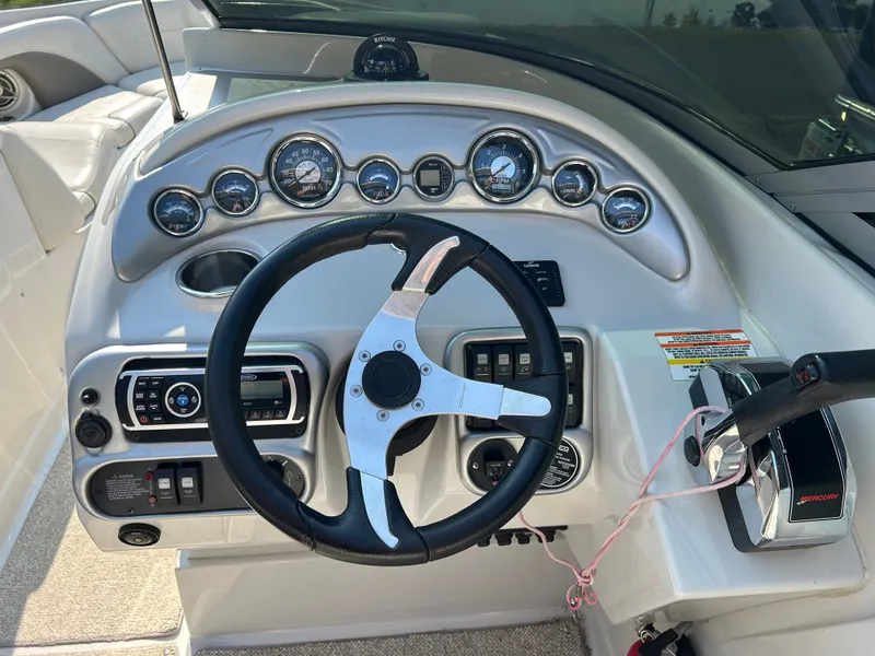 Slide: The Image of Crownline Boats 300 LS 2008 - 43