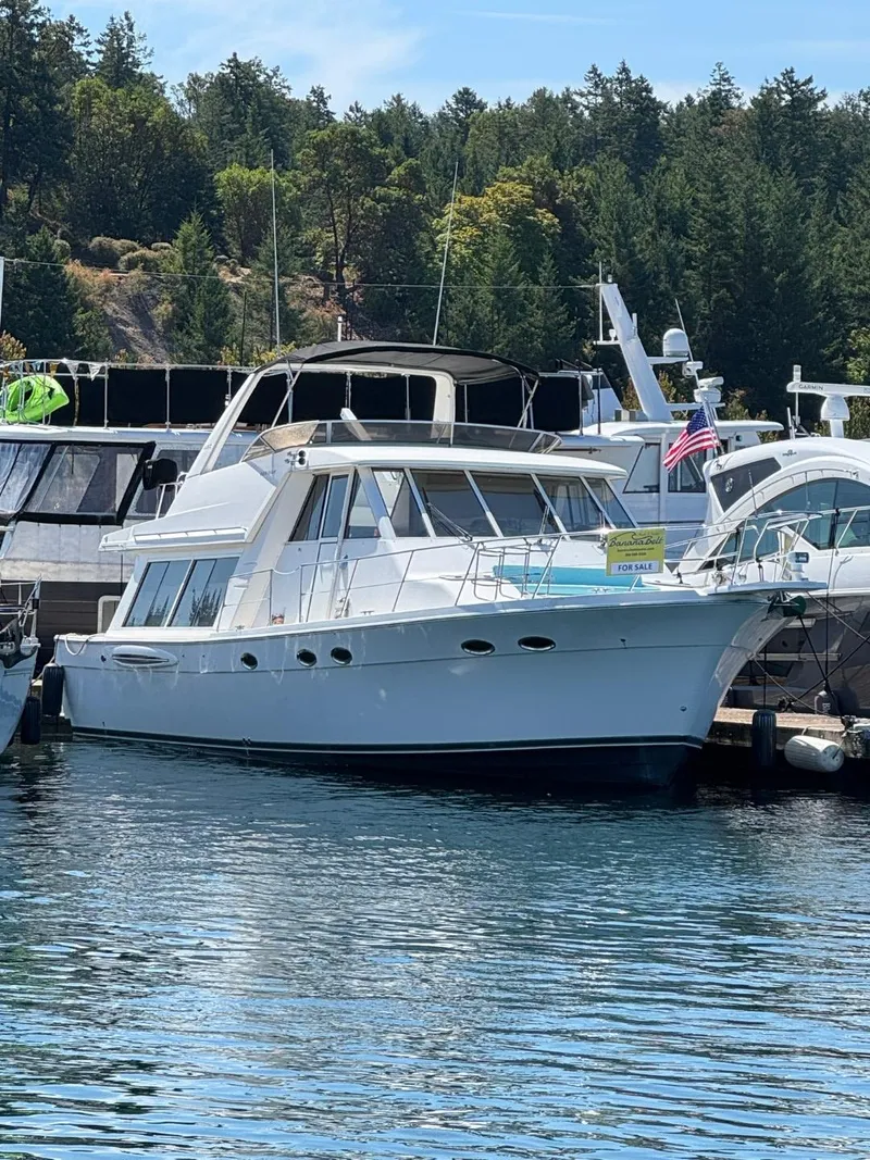 Slide: The Image of Meridian 490 Pilothouse 2003 - 92