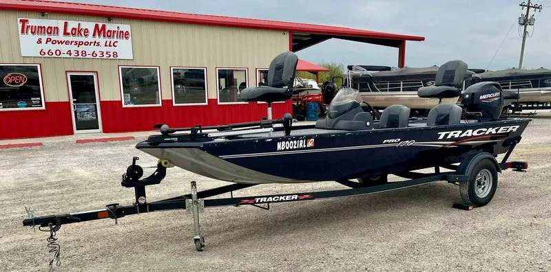 The Image of 2021 Tracker Pro 170 boat on trailer at Truman Lake Marine dealership. - 1