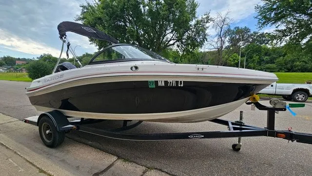 Slide: The Image of Tahoe 450 TS 2016 - 2